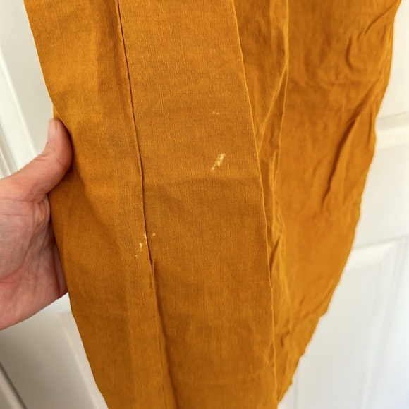 Not Perfect Linen - Picture 3 of 4